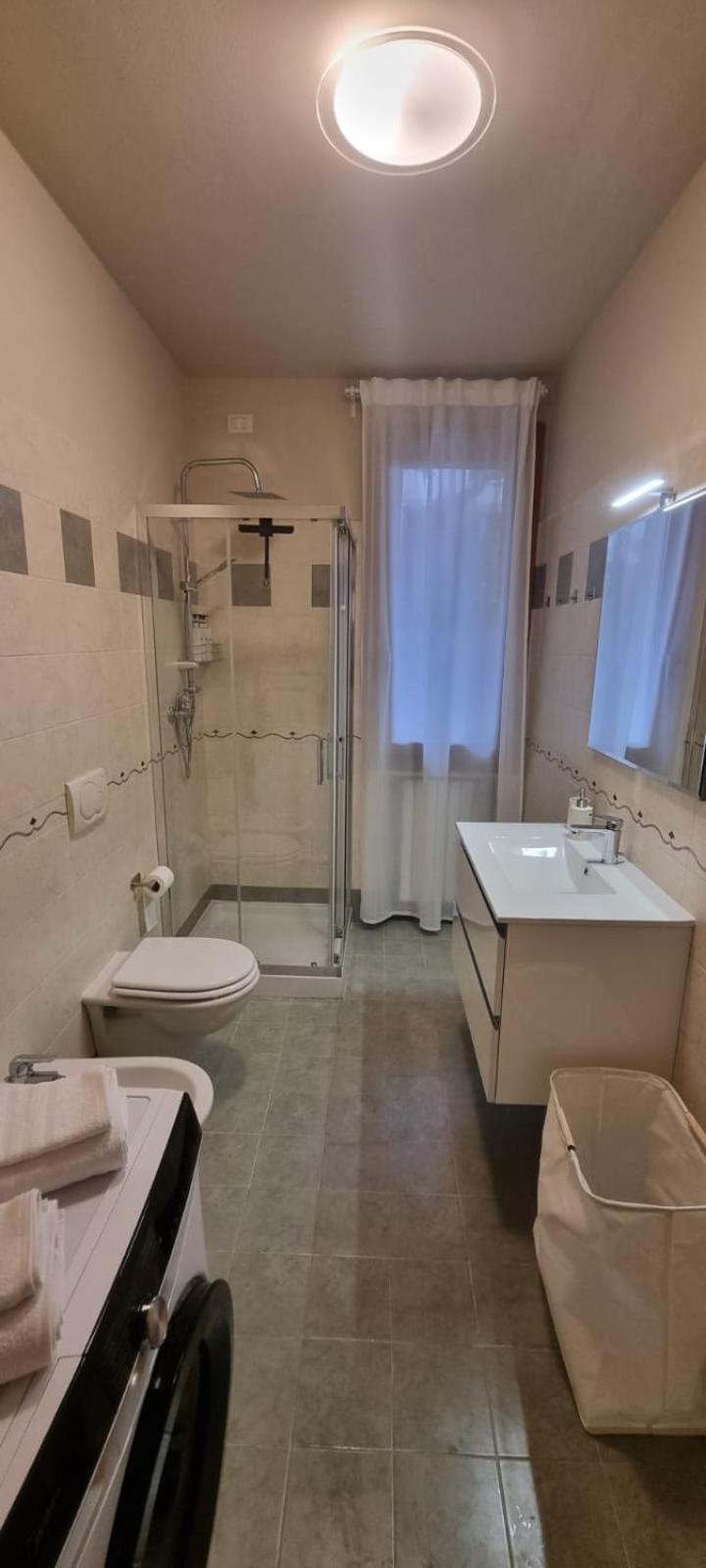 Hoya Apartment 시르미오네 외부 사진