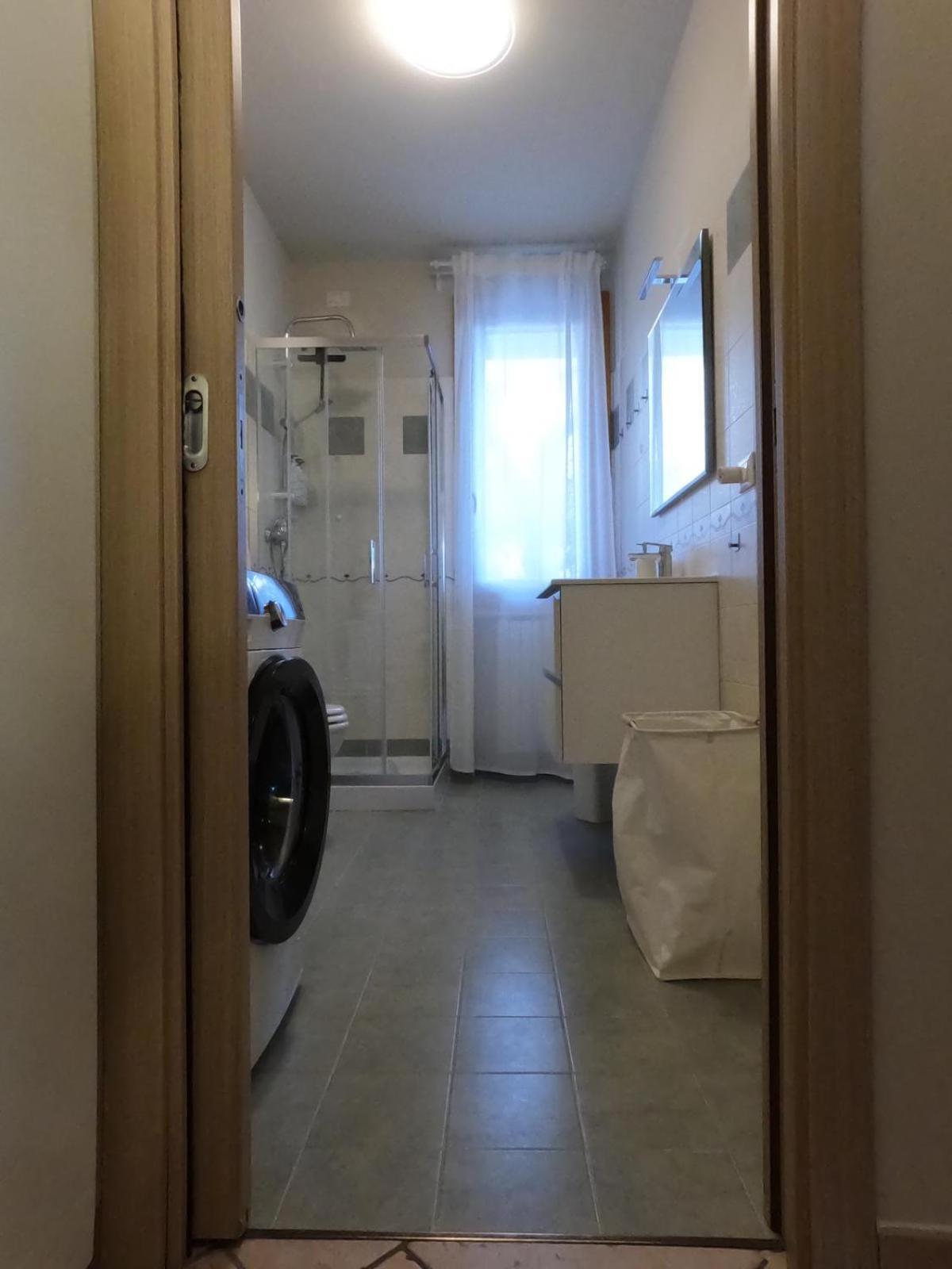 Hoya Apartment 시르미오네 외부 사진