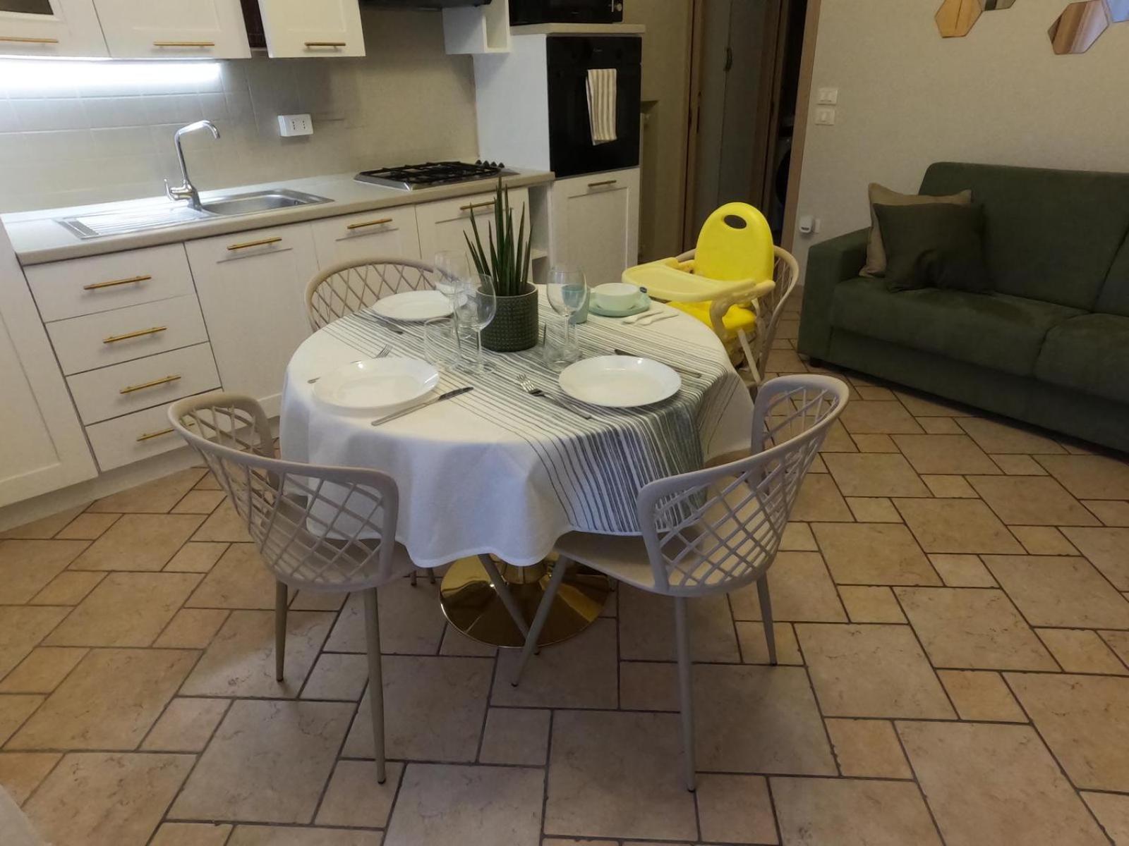Hoya Apartment 시르미오네 외부 사진